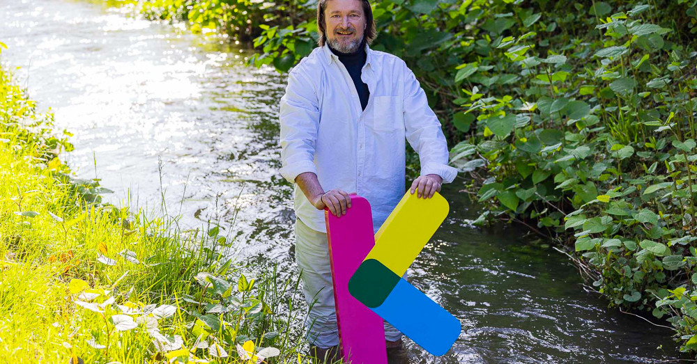 Fél színpadnyi bálna