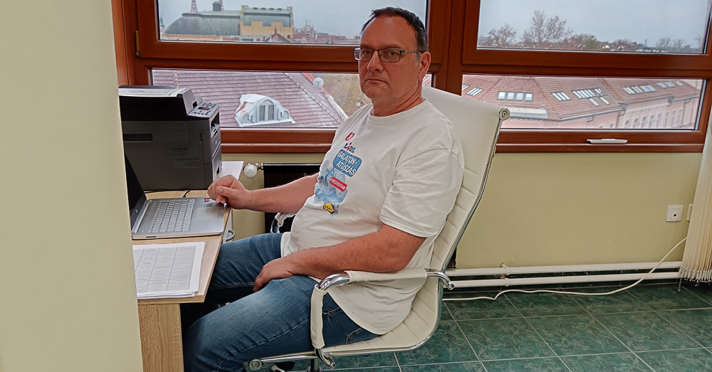 A hírnévre vigyázni kell