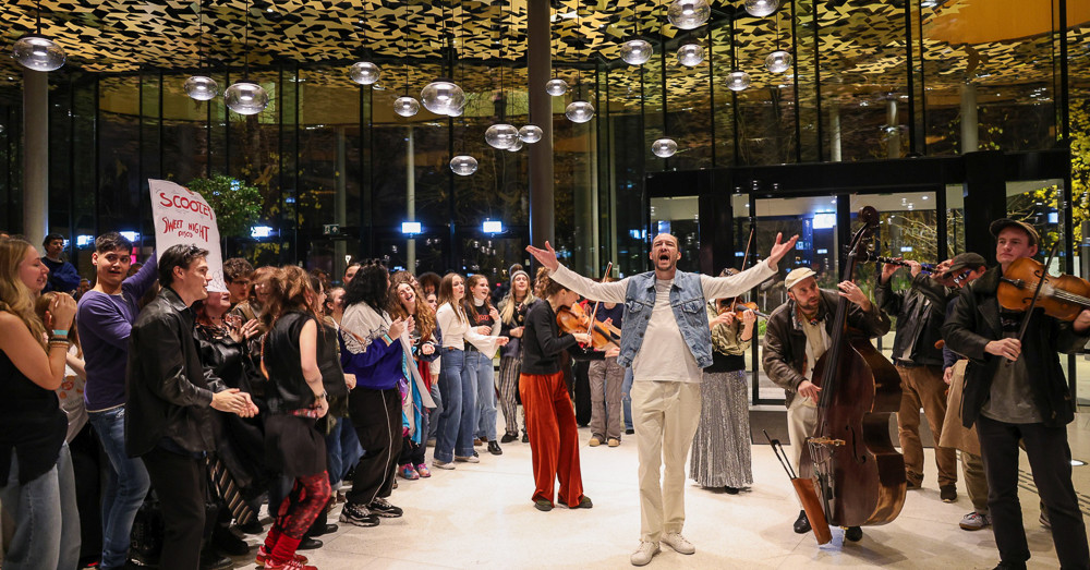 Scooter inda Művhaus