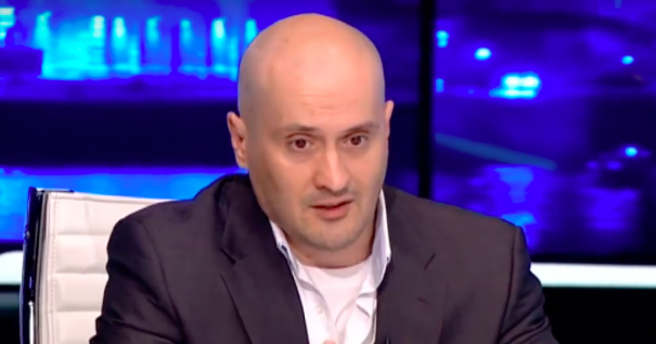 Botka László egyik megbuktatója adhatja ki Gyurcsány Ferenc álnéven írt bűnügyi regényét