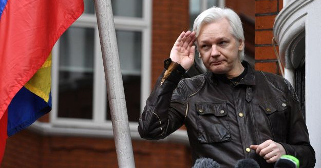 Kiadják a WikiLeaks alapítóját az Egyesült Államoknak