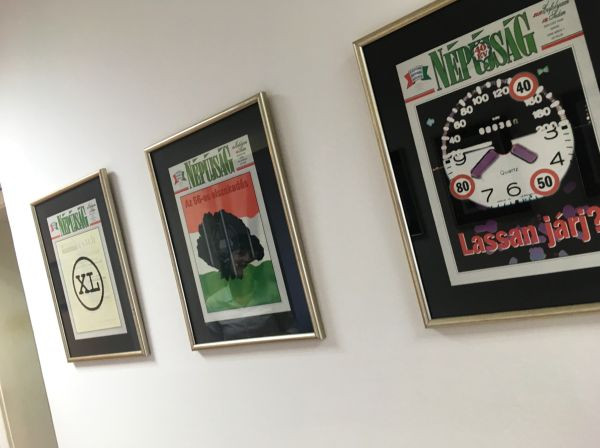A Népújság szerkesztőségében