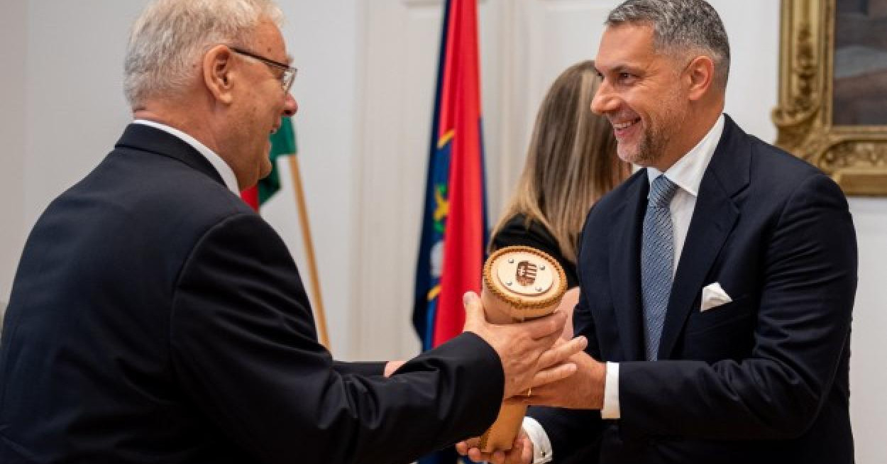 Díszpolgári címet kap Makón a korábbi MSZP-s polgármester