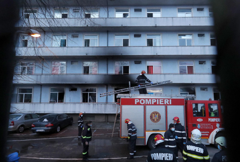 Kigyulladt egy kórház Bukarestben