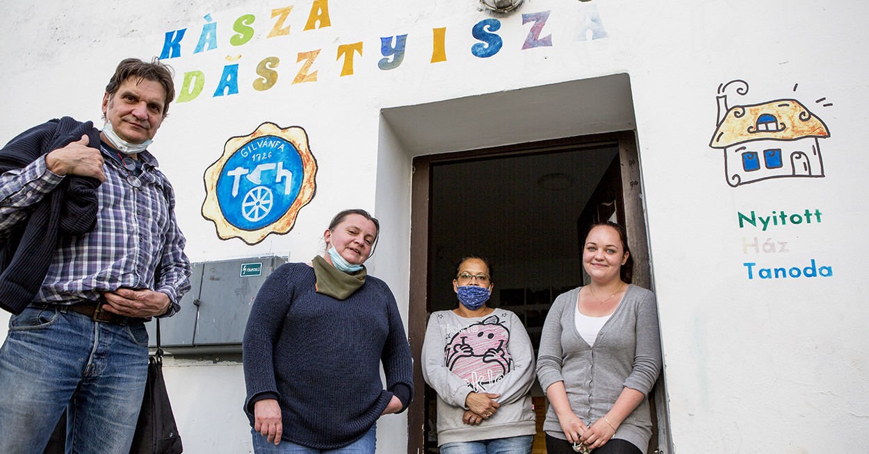 Politikai véleménye miatt tanácsolták el a jogászt az állami felzárkóztató programból