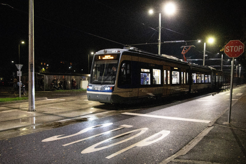 Elindult az utasokat sz?ll?t? tram-train H?dmez?v?s?rhely