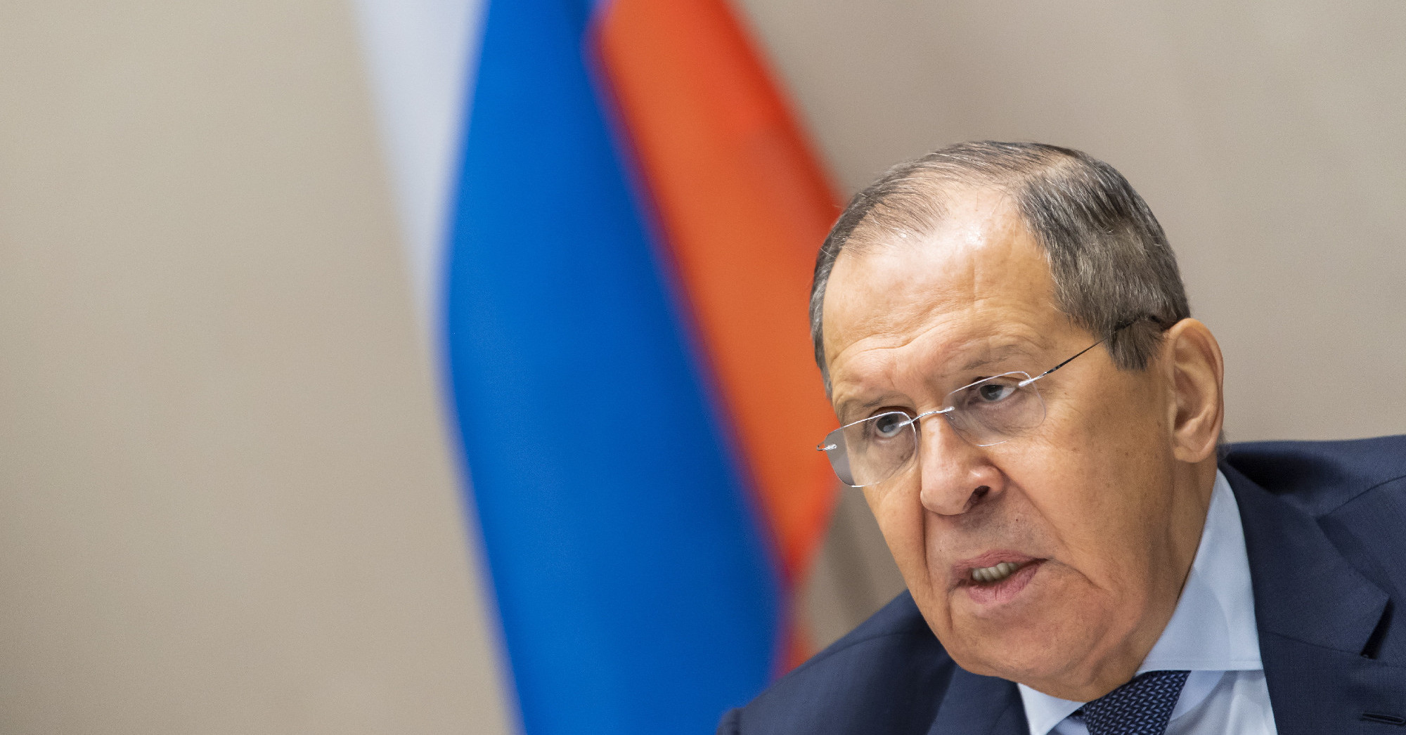 Lavrov és Zelenszkij egy ülésen: kisülhet ebből valami jó?
