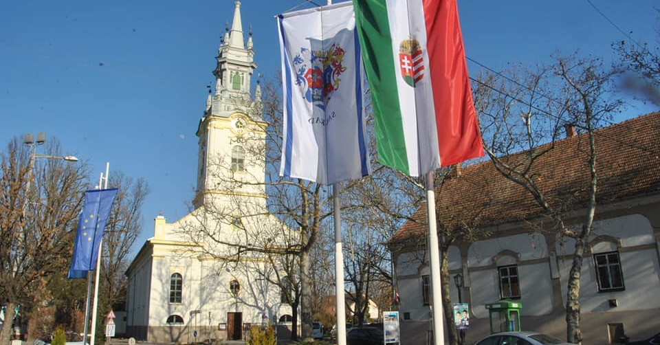 A magyar kisvárosok helyzetét mutatja, hogy hogyan változnak helyben az önkormányzati választás szabályai