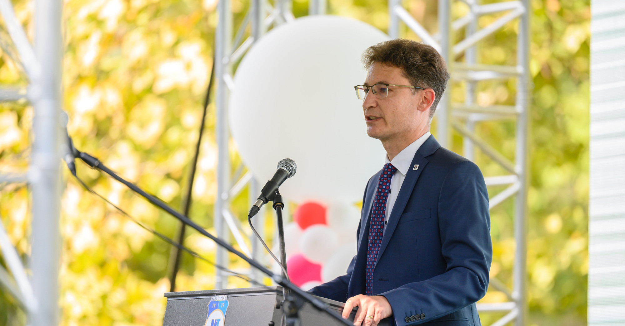 Cser-Palkovics András élesen bírálta, hogy a kormány elvesz Paks költségvetéséből