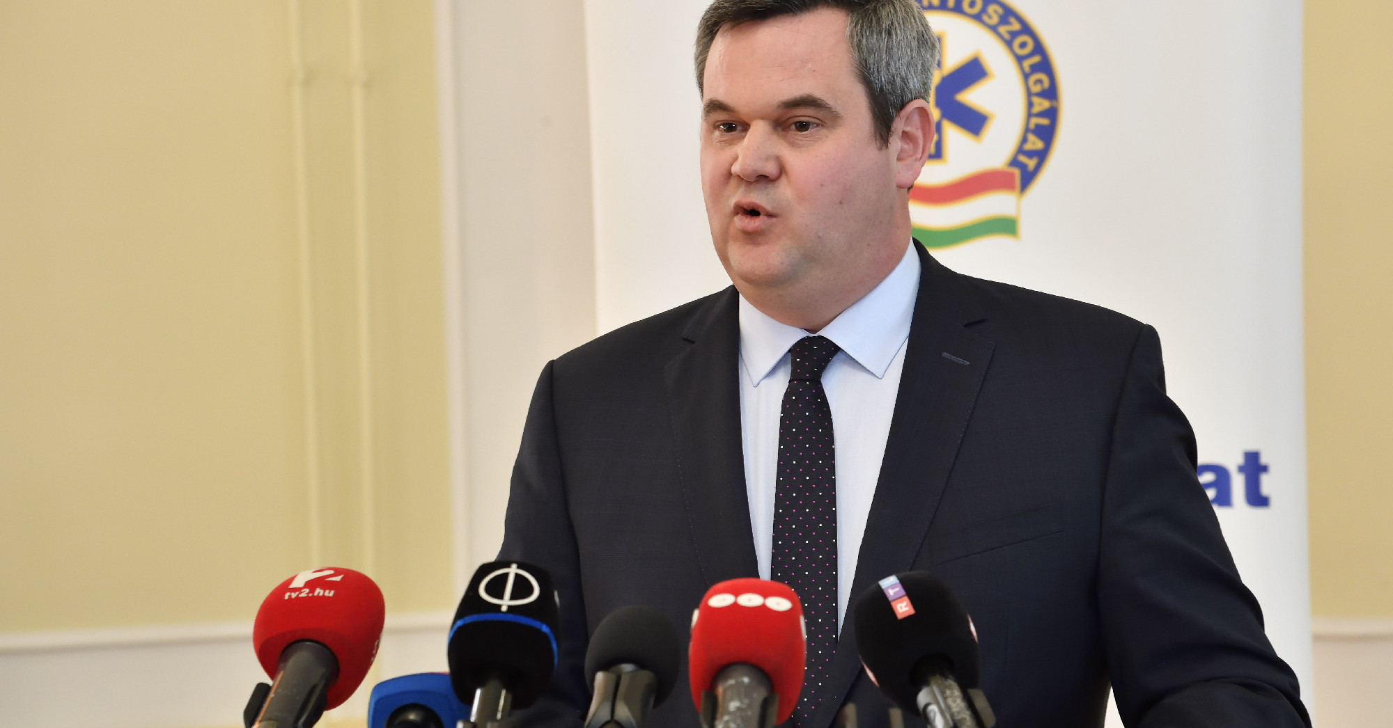 Az egészségügyi államtitkár feljelenti Magyar Péteréket