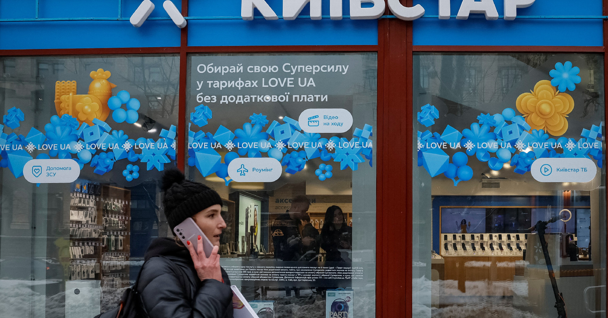 Figyelmeztetés az egész világnak, ahogy az oroszok napokra leállították az ukrán mobilhálózatot