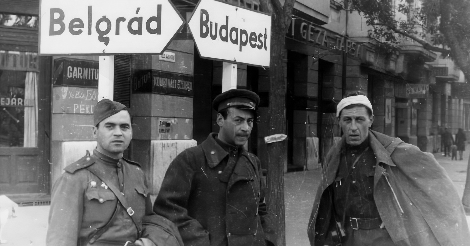 Leadták a matekkönyveket is, nehogy baj legyen