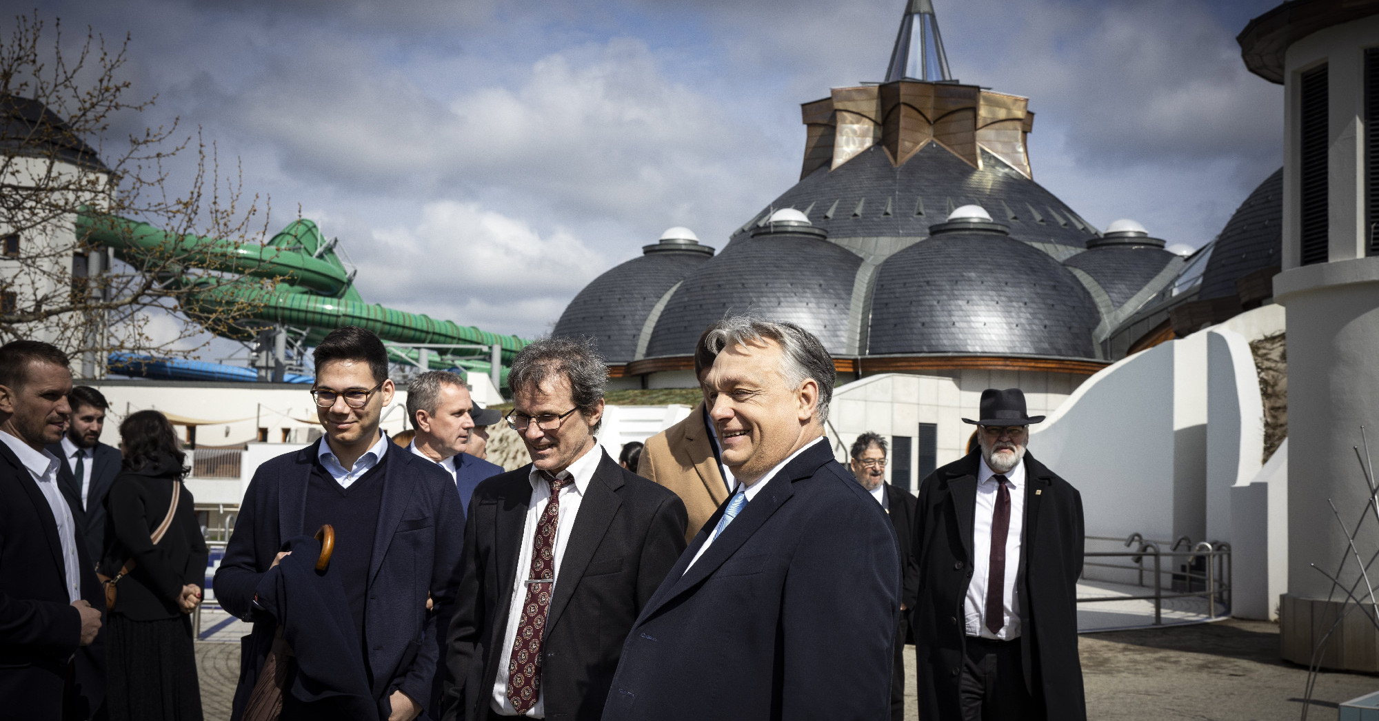 Orbán: "Ami Gaudí számára Barcelona, az Makovecz Imrének Makó"