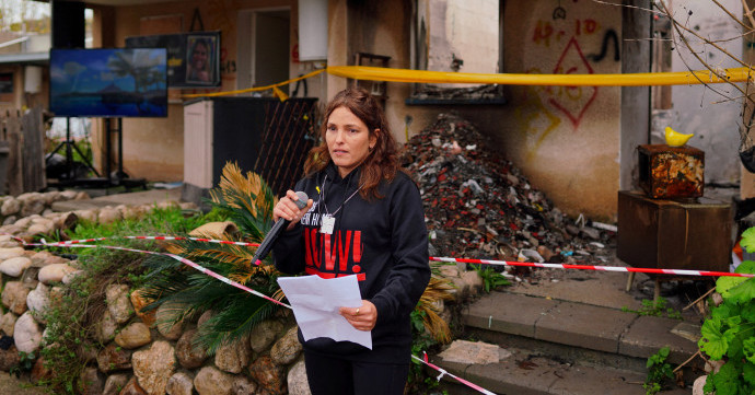 Először beszélt nyilvánosan egy izraeli túsz arról, hogy megerőszakolta a Hamász terroristája
