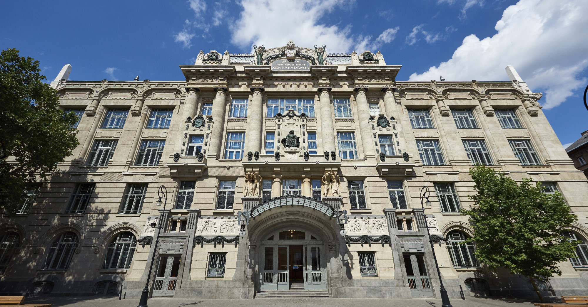 Csák János siralmasnak nevezte a teljesítményét, mégis a Zeneakadémia az egyetlen magyar egyetem a QS-rangsorban