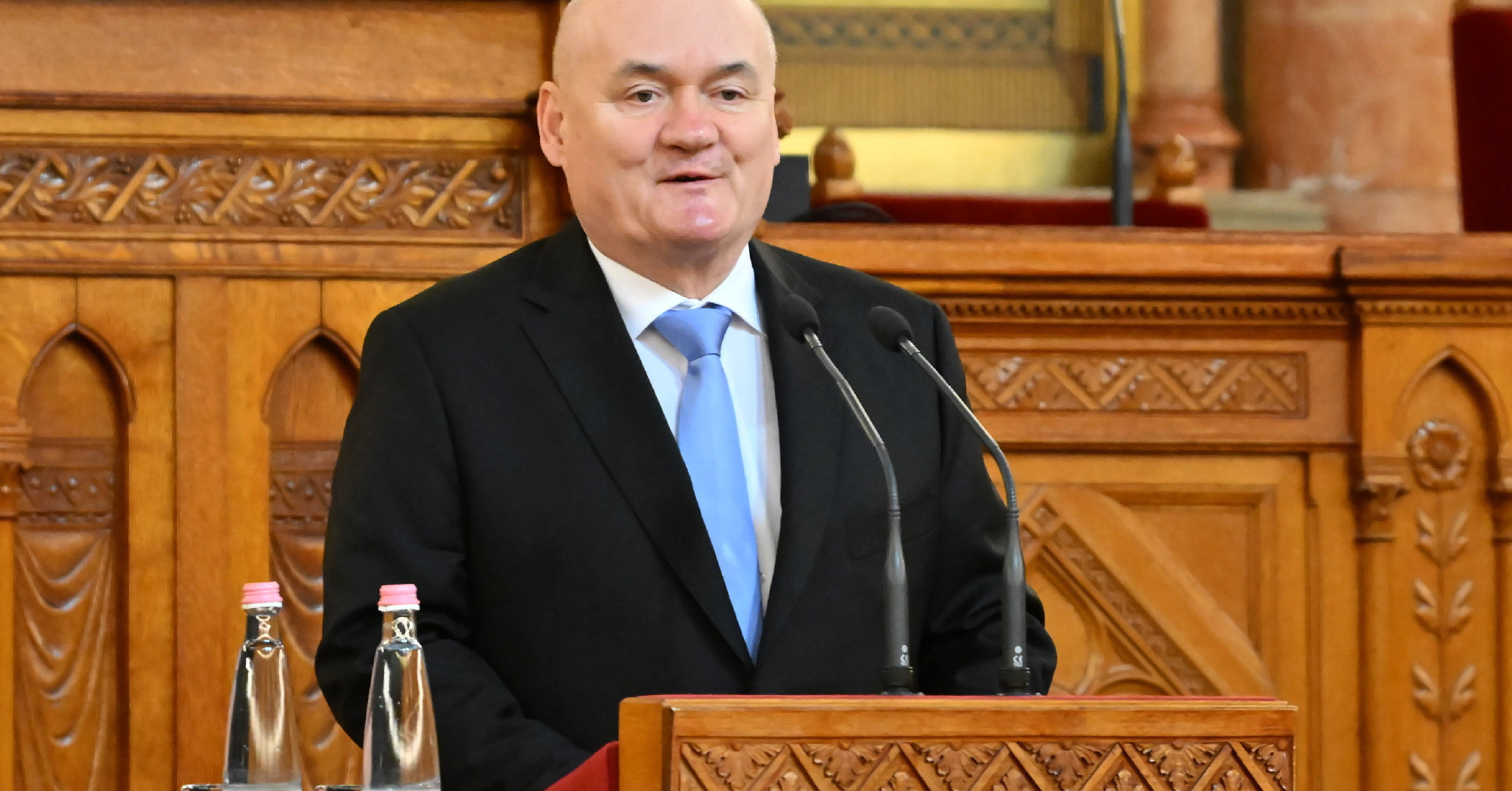 Hende Csaba a családi pótlék emeléséről: Aki nem dolgozik ne is egyék