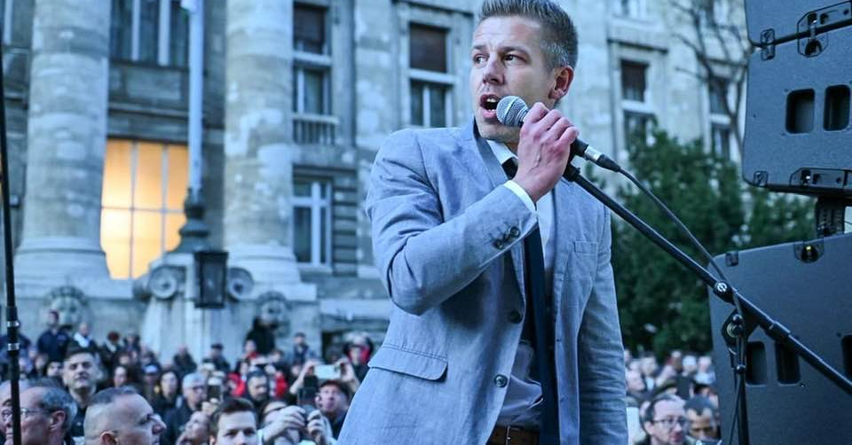 Magyar Péter Orbán Viktornak: „Milyen érzés fenyegetni a saját népét?”