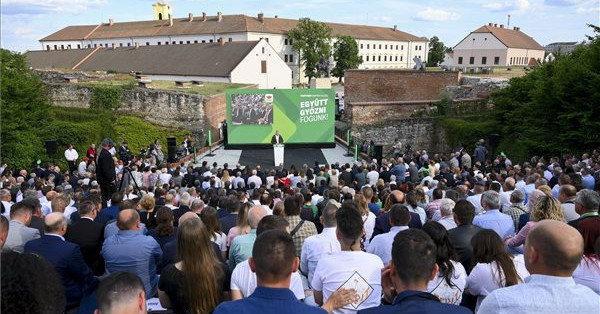 Orbán Viktor hamarosan Romániába megy kampányolni
