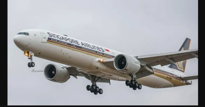 Meghalt egy utas és több mint harmincan megsérültek a Singapore Airlines turbulenciába került gépén