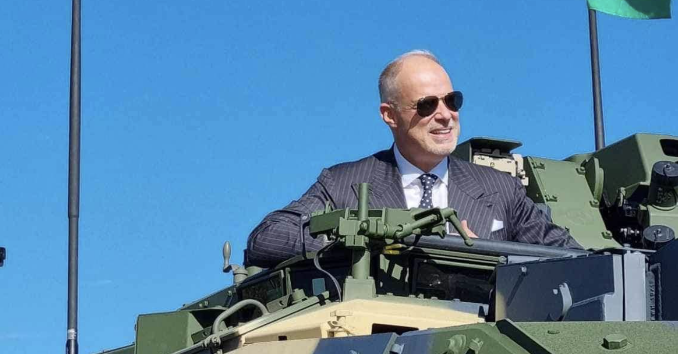 Két új Leopard harckocsi érkezett a honvédséghez