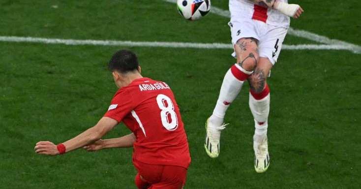 Törökország megverte az első Eb-meccsét játszó Georgiát