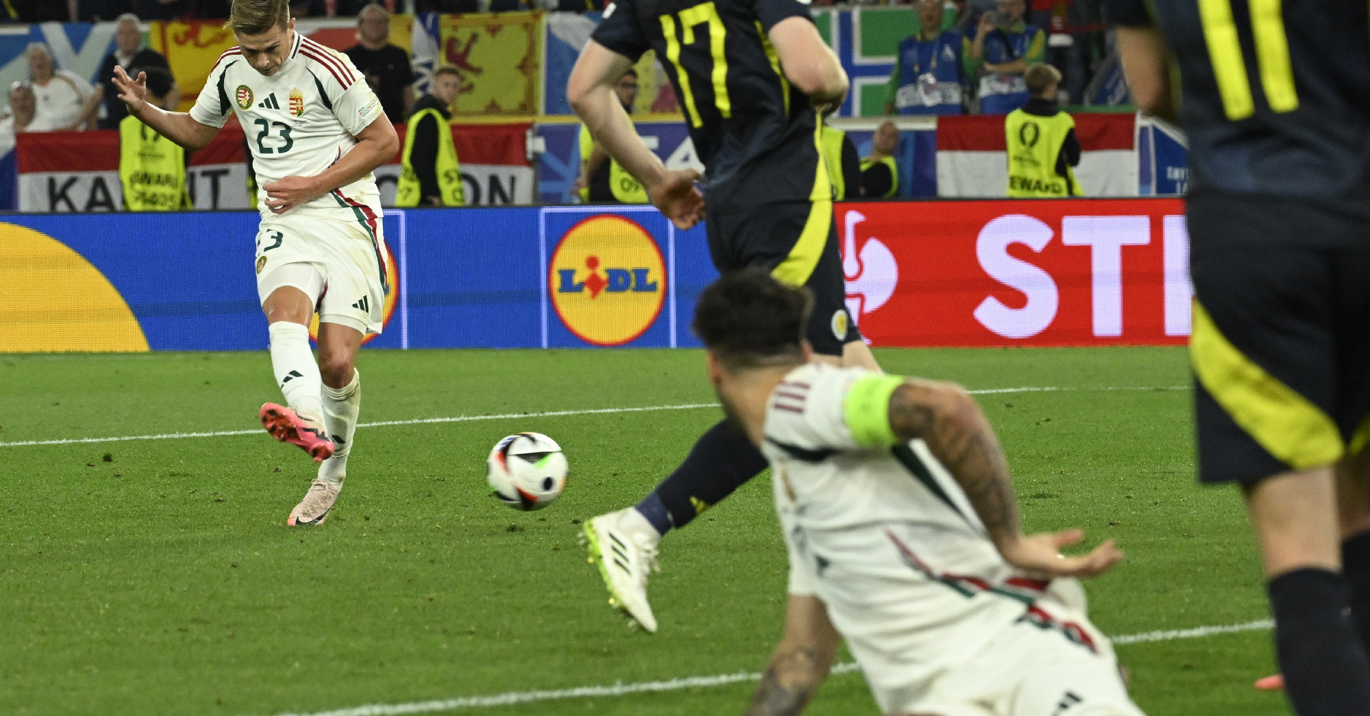 Skócia-Magyarország 0-1, életben maradtak a továbbjutási esélyek
