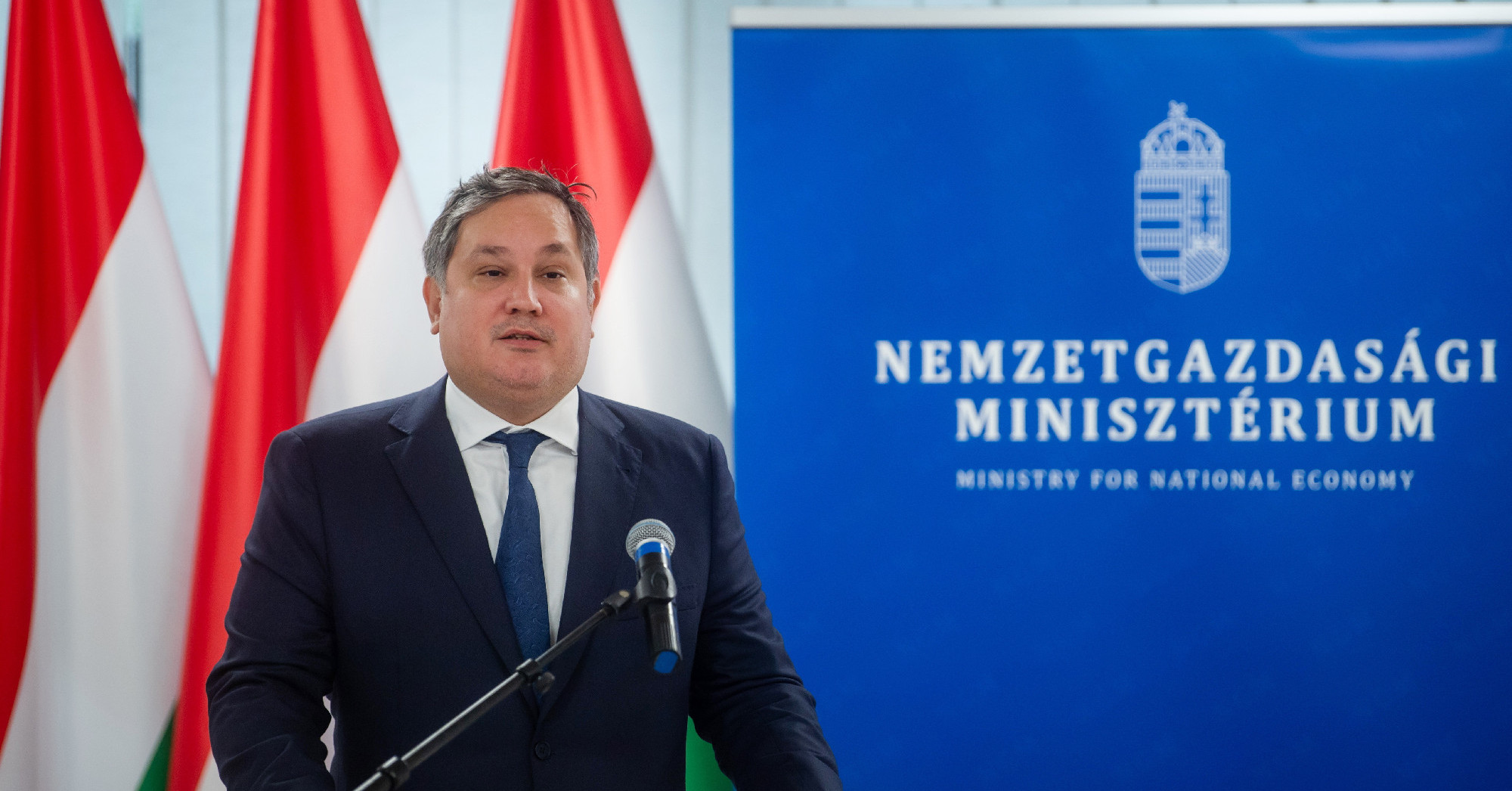 Nagy Márton 2028-ra reméli elérni az 1000 euró minimálbért