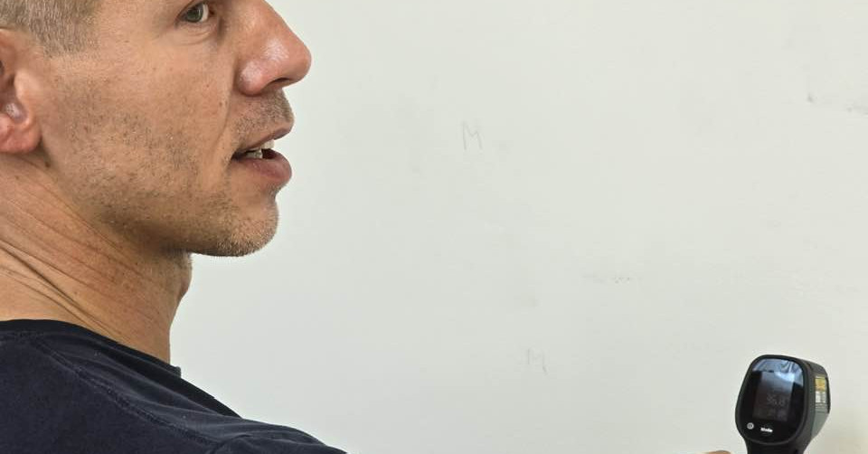 Míg Magyar Péter a kórházból tudósított, a hatóság a betegek és az ápolók személyiségi jogai miatt aggódik