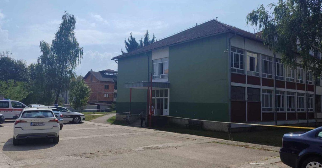 Lövöldözés volt egy boszniai gimnáziumban, három ember meghalt