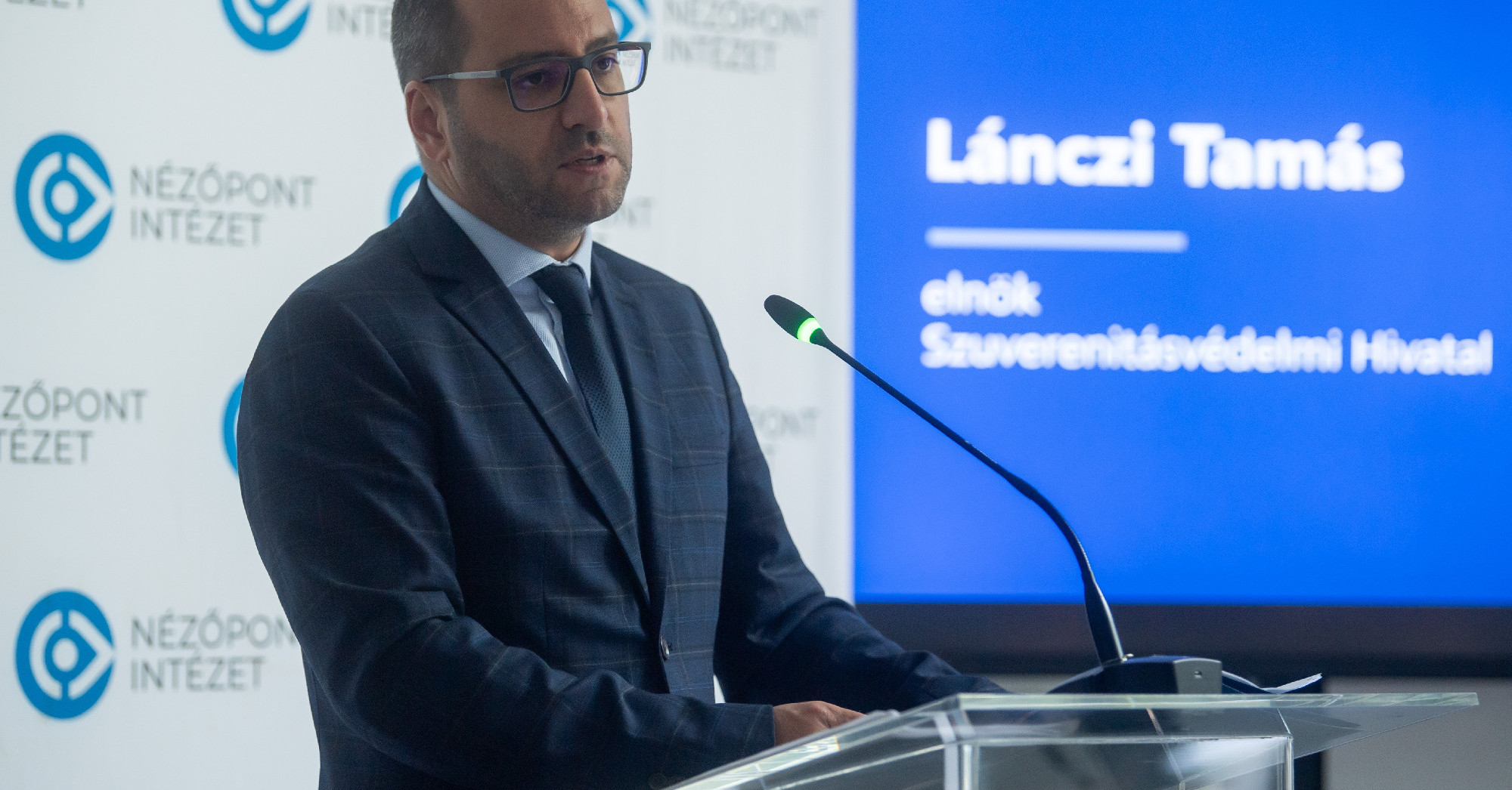 Közel 14 millióból szervezett karácsonyi bulit a Szuverenitásvédelmi Hivatal