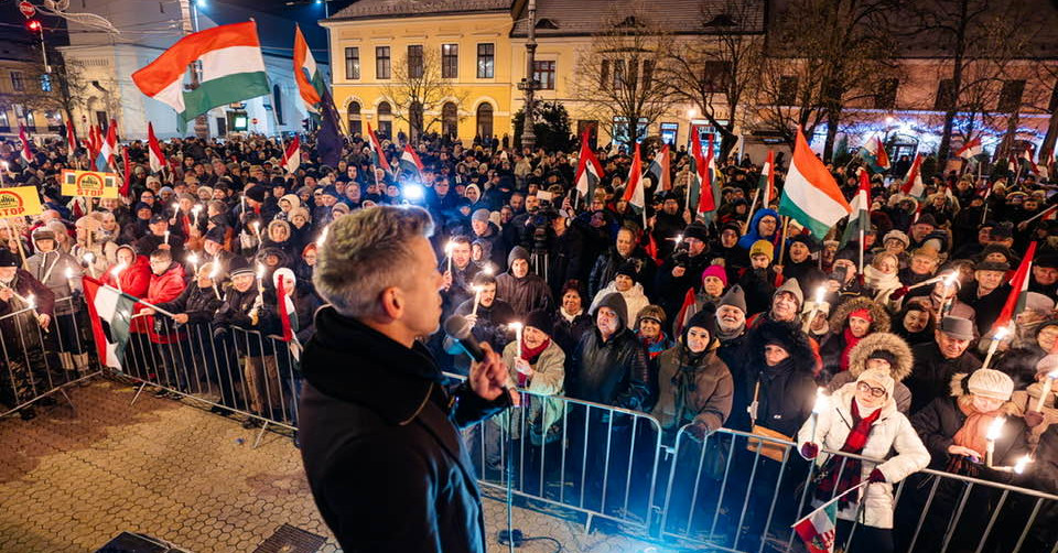Nagy mintán végzett felmérést a Publicus, minden kategóriában a Tisza Párt vezet