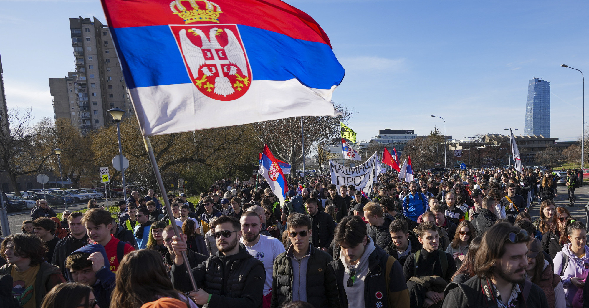 „Óriási bizalmi válság”