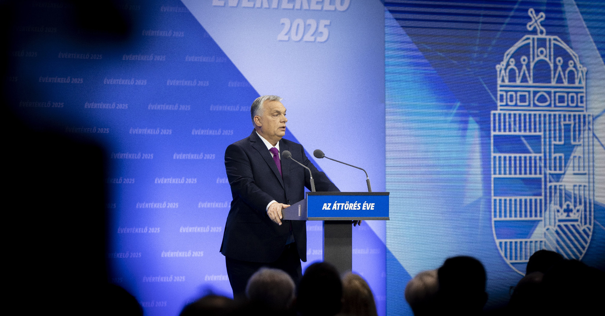 Orbán évértékelője: Harc "a birodalom" ellen és adócsökkentési program
