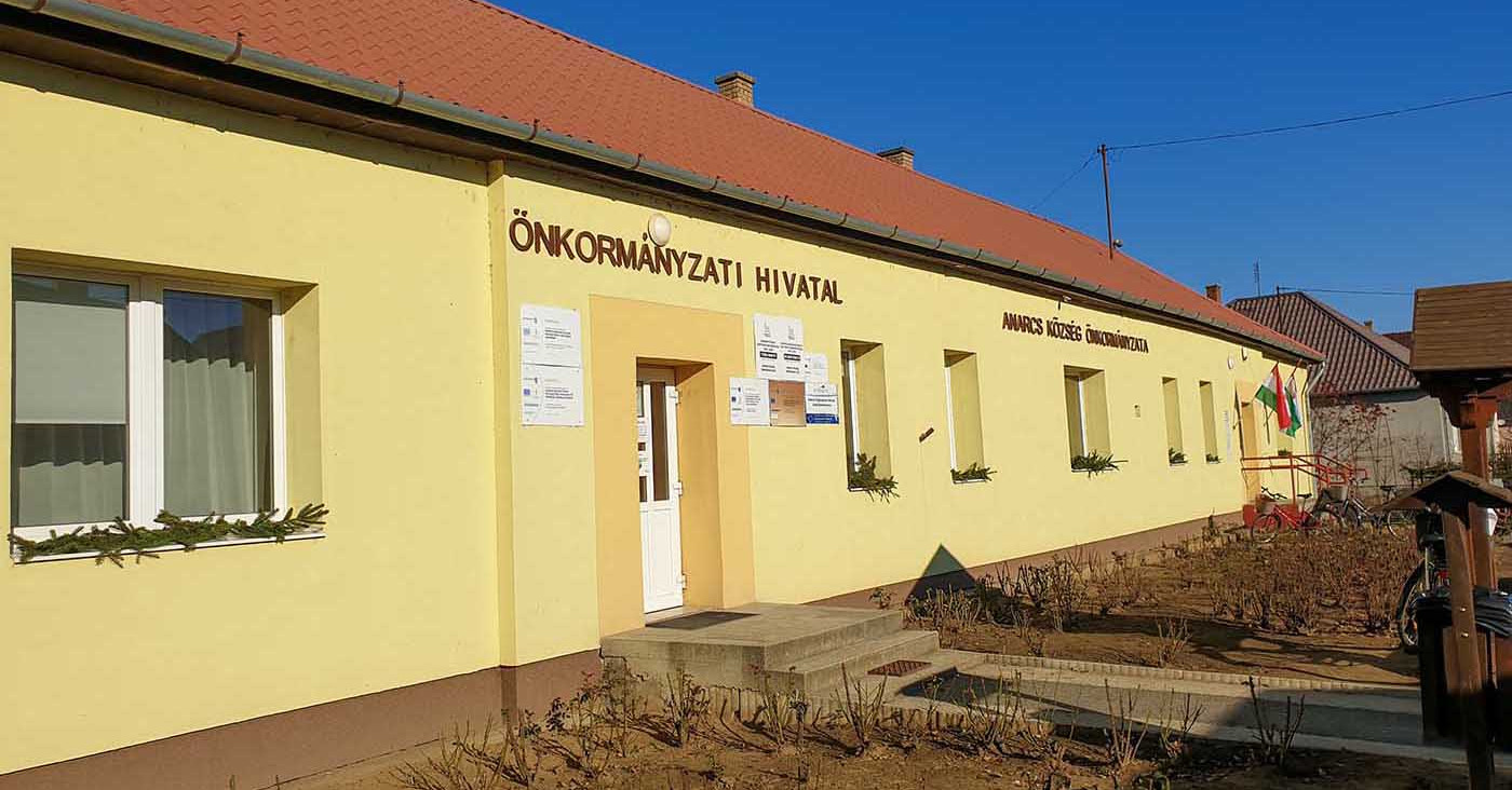 Politikai vagy más okokból zártak ki romákat az anarcsi közmunkaprogramból?