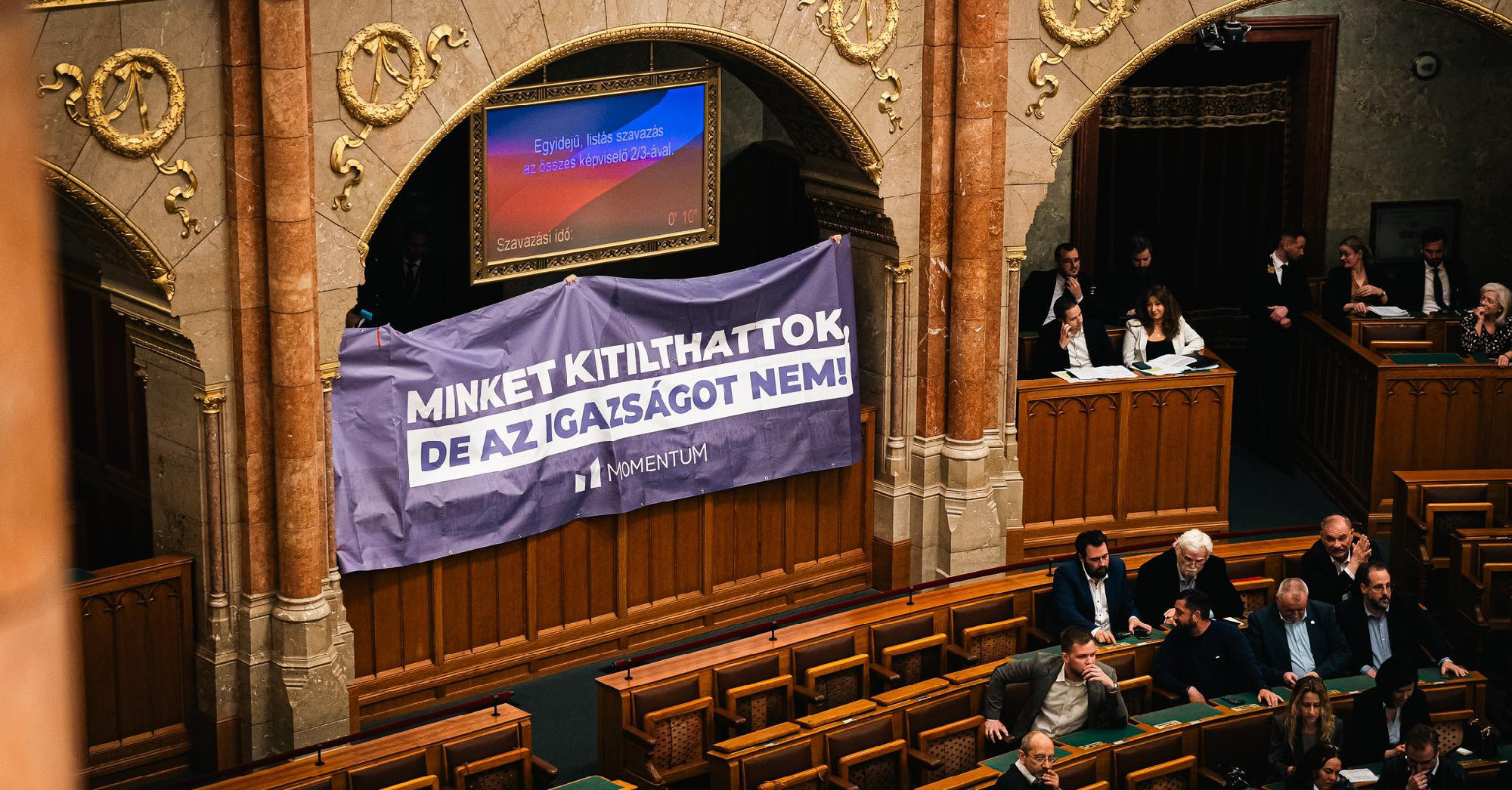 Újabb 11 millió forintra büntette Kövér László a Momentum képviselőjét