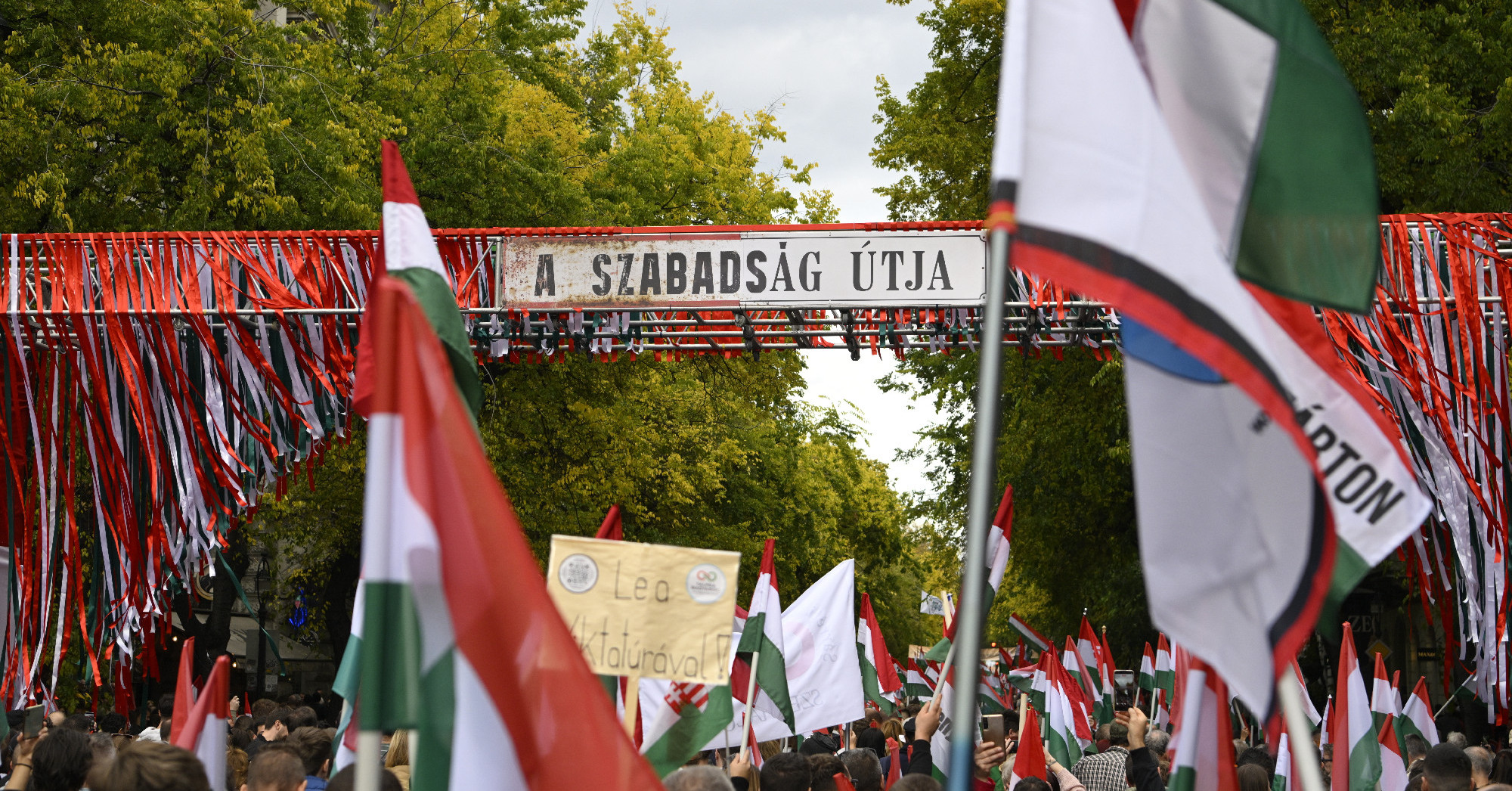 Magyar Péter-Orbán Viktor: 2:0