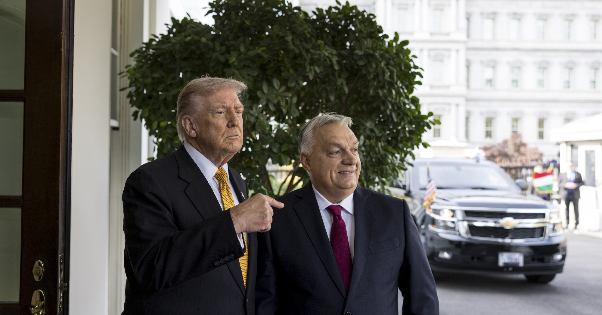 Orbán nukleáris ígéretei Trumpnak: Atomot nekünk!