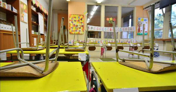 Sikkasztás történt a Békéscsabai Tankerületi Központban – milliós tételekkel rövidítettek meg tanárokat