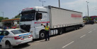 Több mint négymillióra büntettek egy román kamiont