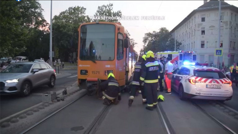 Elgázolt egy tízéves fiút a villamos a Haller utcánál